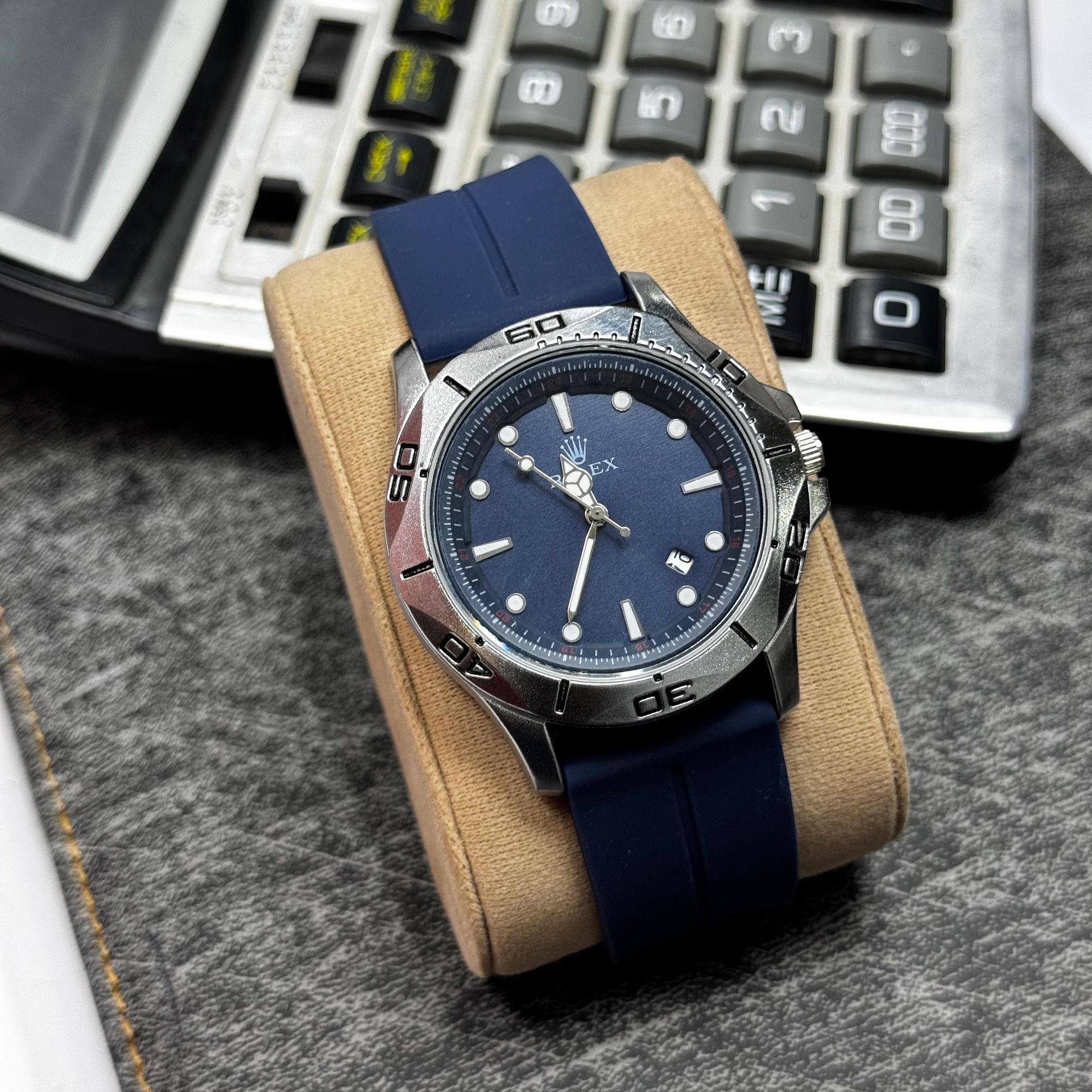 Premium Sporty Watch - Image 1